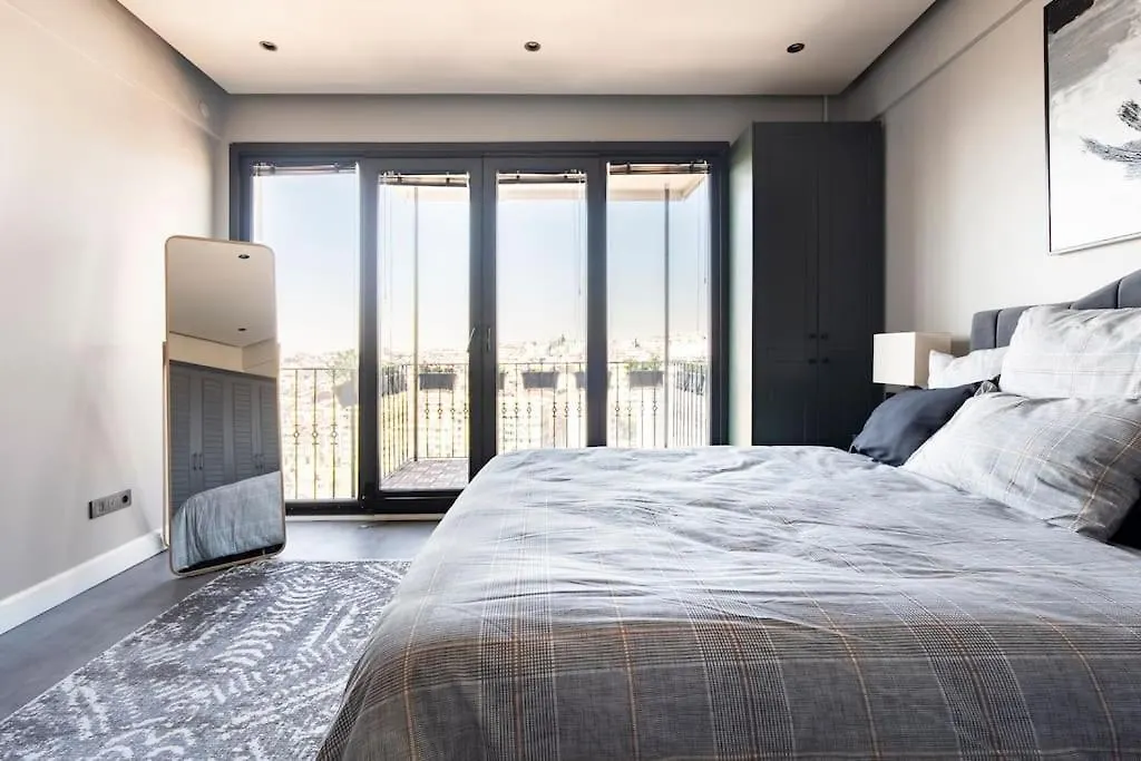 Svm Suites With A Sea View In Nisantasi Istanbul Apartment
