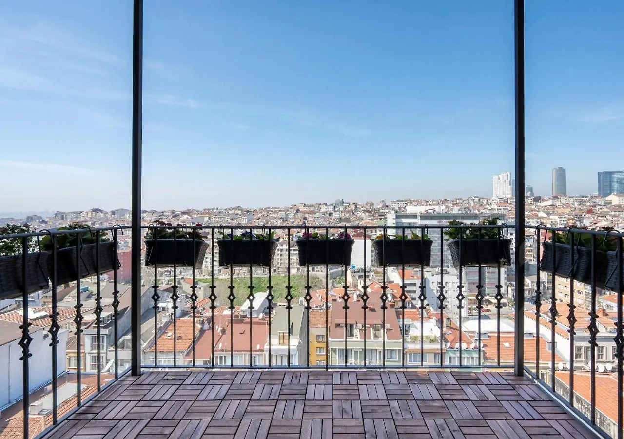 Apartment Sevim Suites With A Sea View In Nisantasi Istanbul