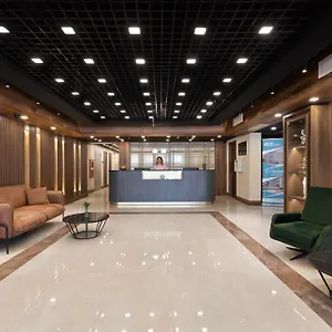 تحقق من التوفر